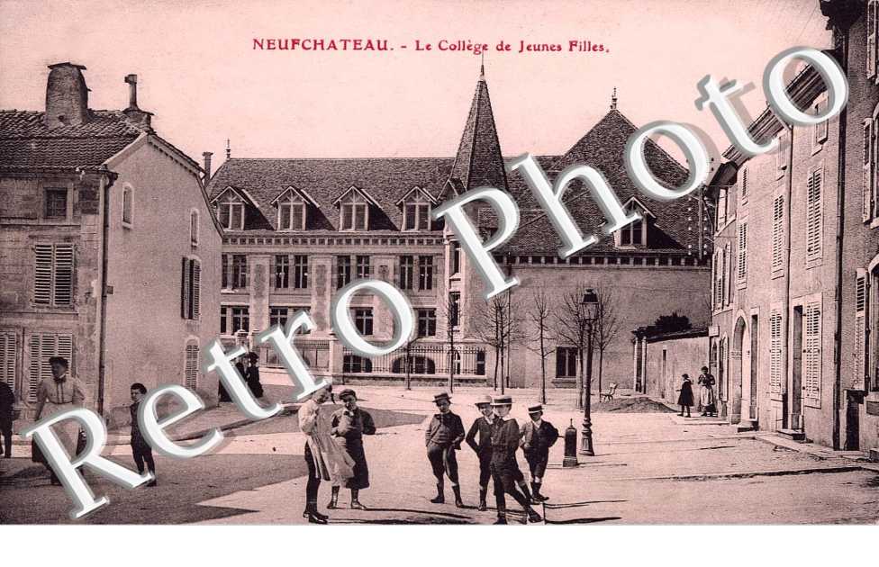 COLLEGE DE JEUNES FILLES