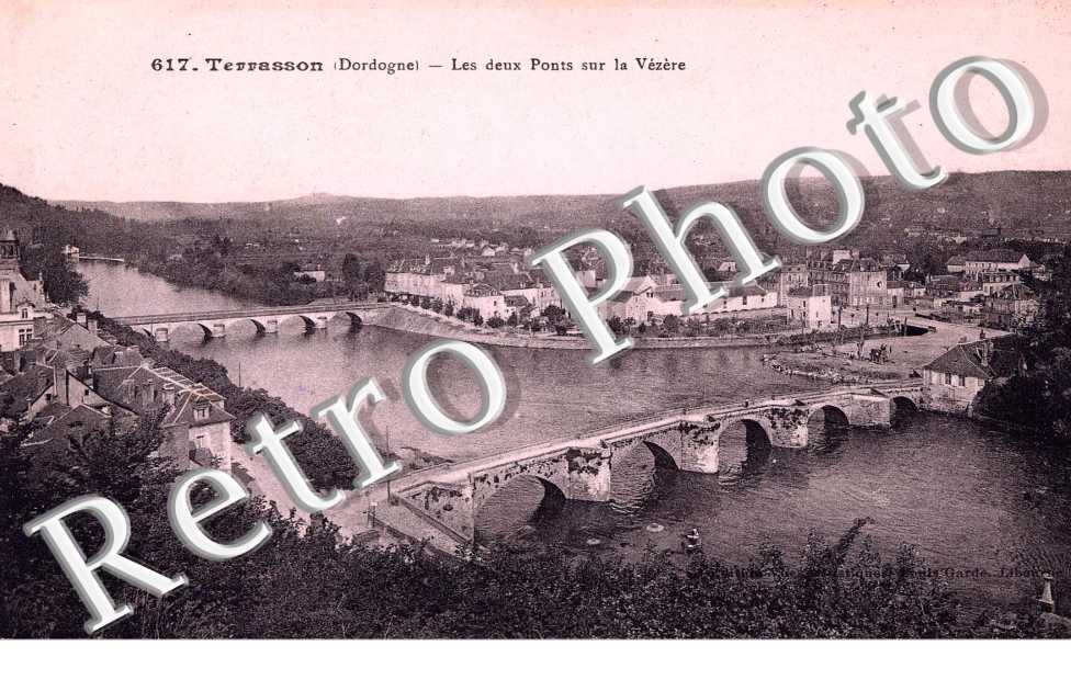 Les deux ponts sur la Vezere