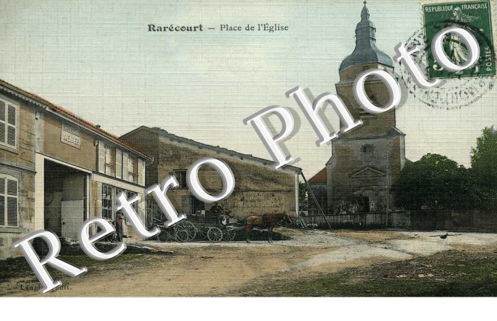 PLACE DE L'EGLISE