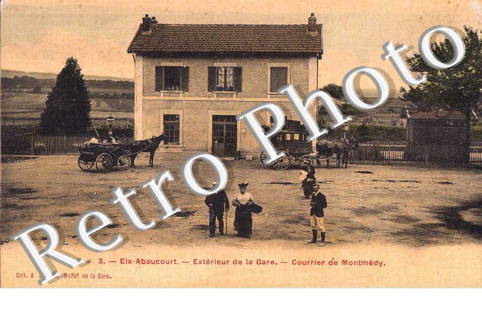 EXTERIEUR DE LA GARE
