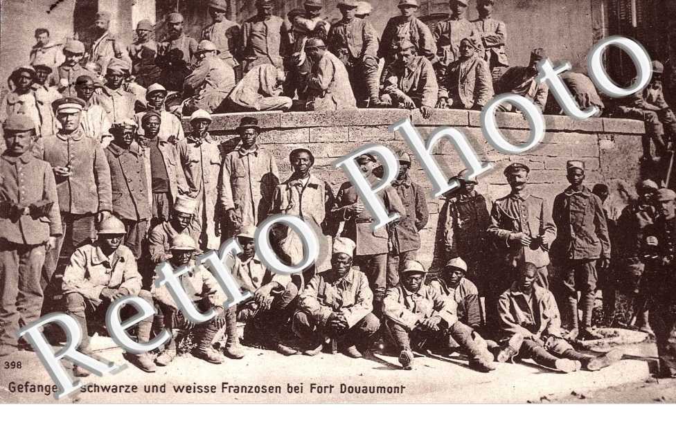 gefangene Schwarze und Weisse franzosen