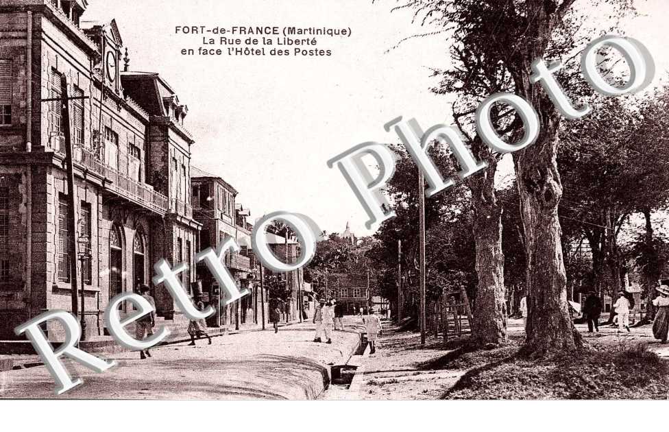 LA RUE DE LA LIBERTE