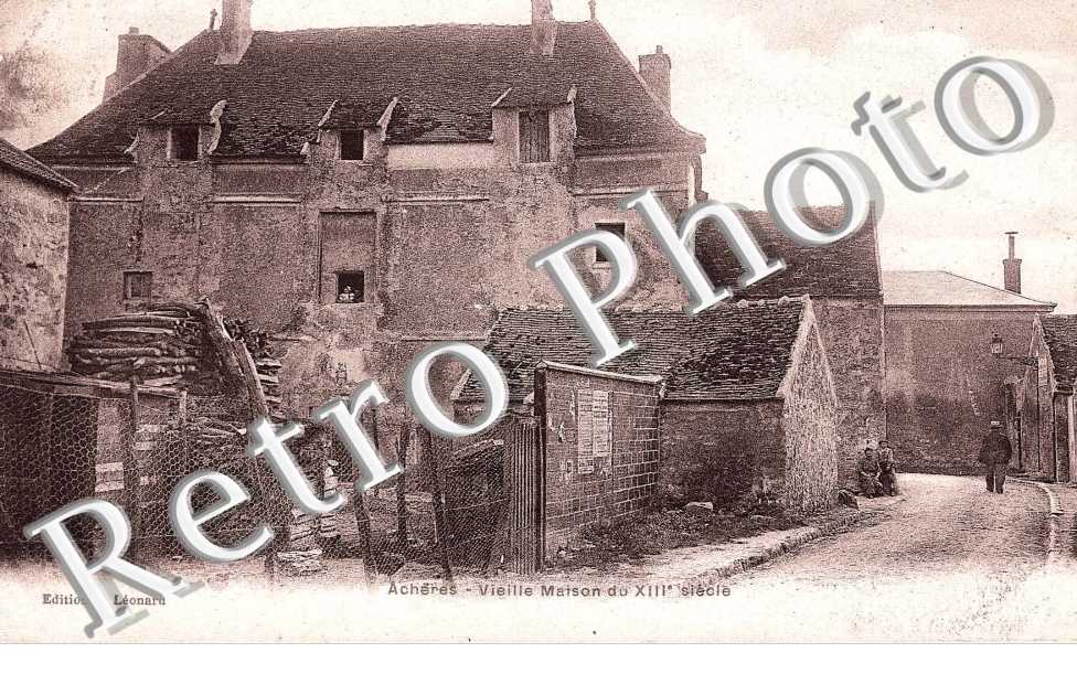 Vieille Maison du XIIIeme Siecle