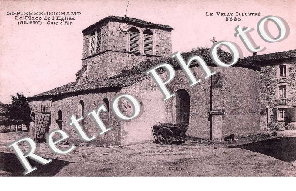 LA PLACE DE L'EGLISE
