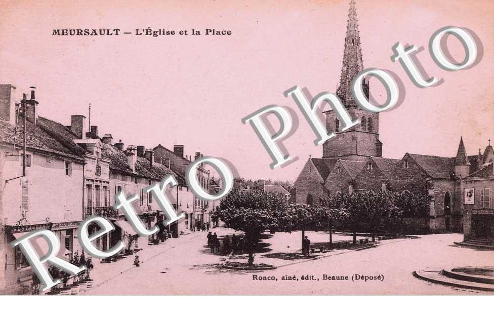 L'eglise et la place