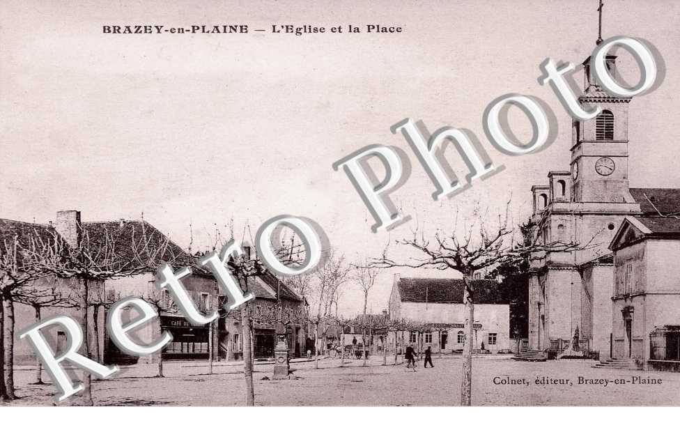 L'eglise et la place