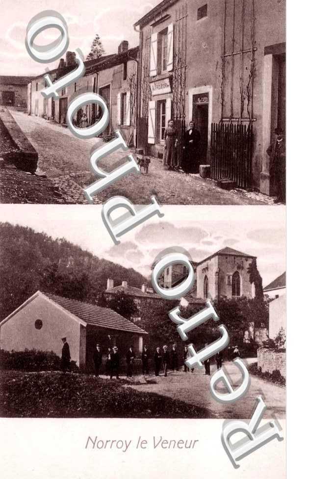 Une rue - lavoir et eglise