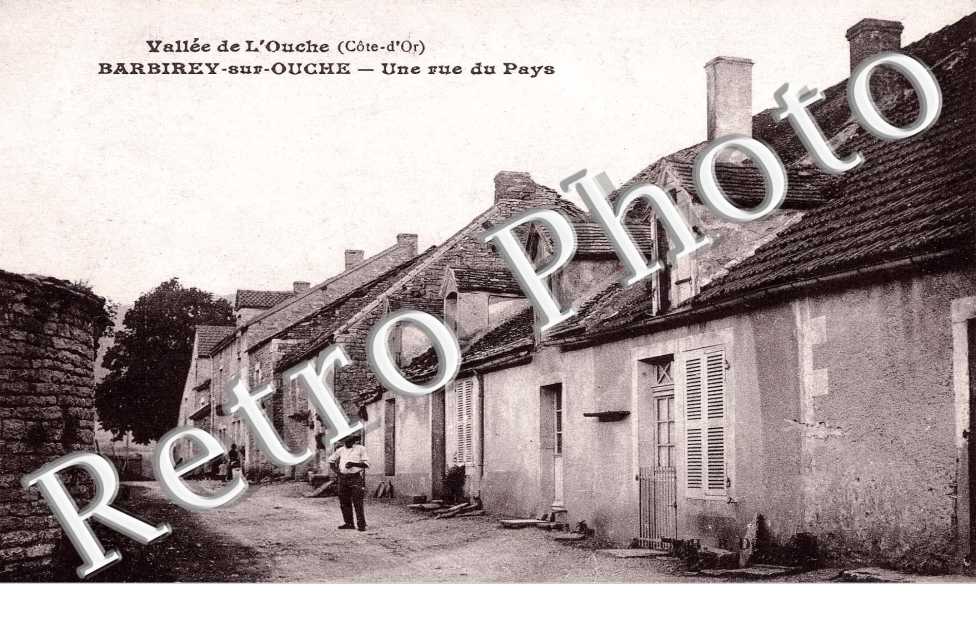 Une rue du pays