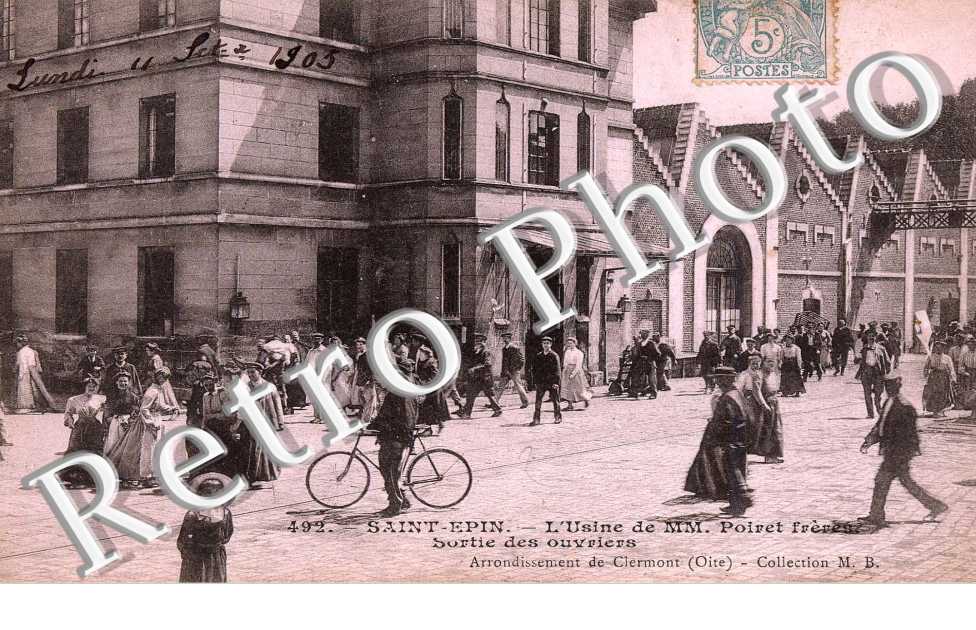 L'usine de MM. Poiret freres - sortie des ouvriers