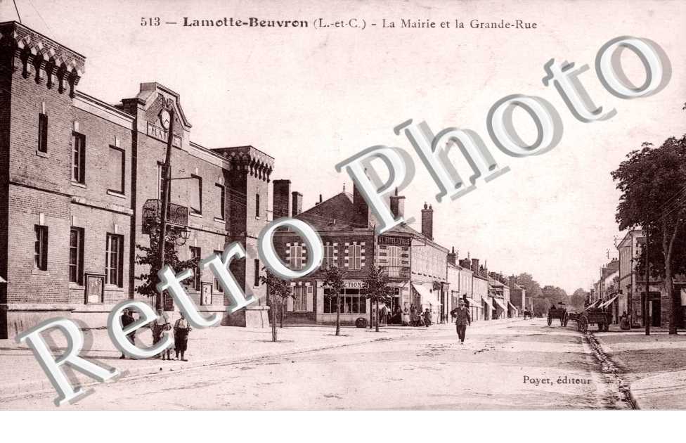 La Mairie et la Grande Rue