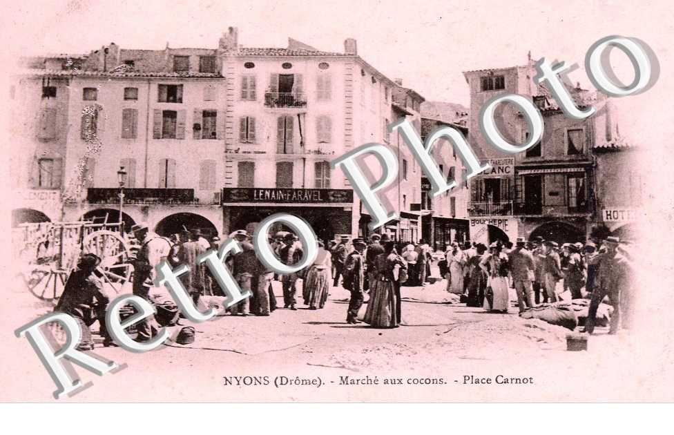 MARCHE AUX COCONS