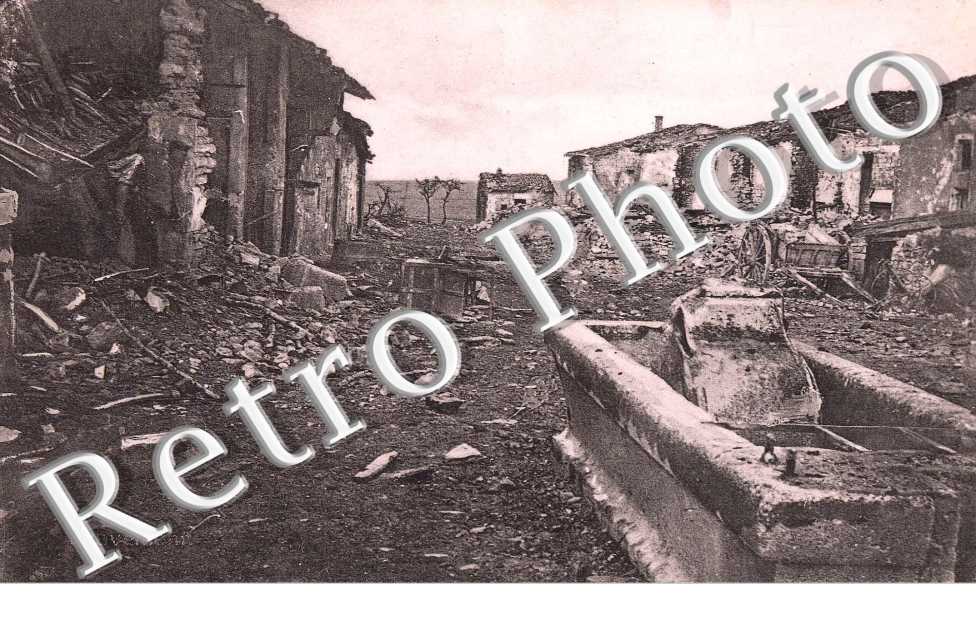 (ruines)