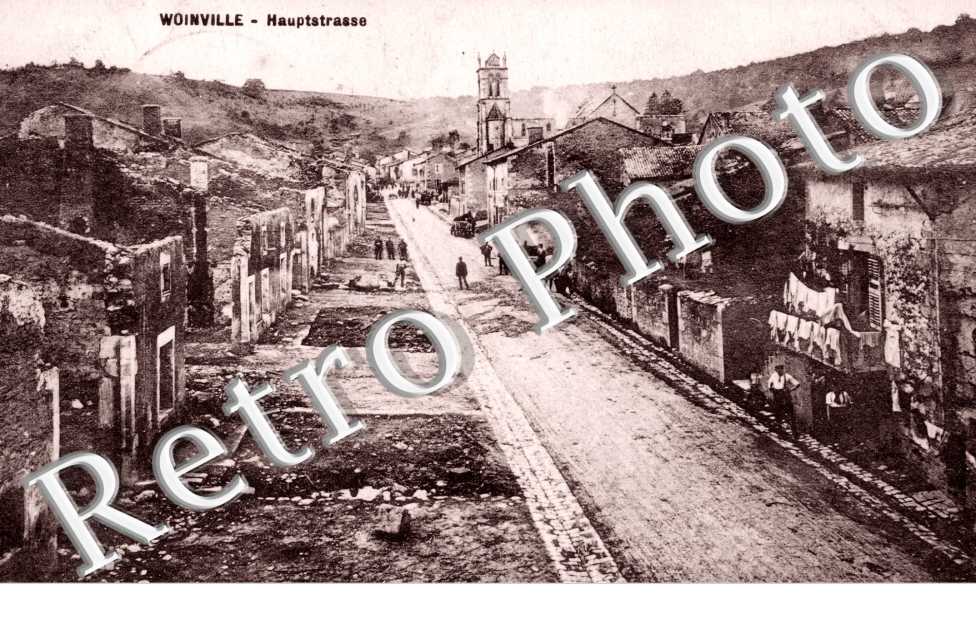 ( une rue )