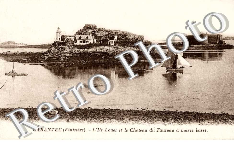 l&#039;Ile Louet et le château du Taureau à marée basse