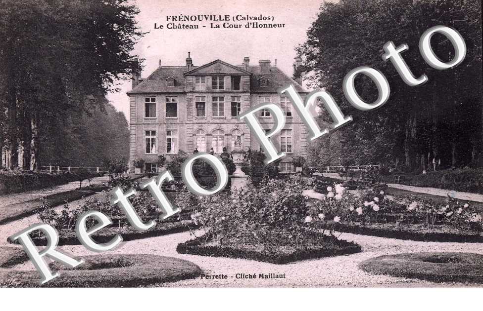 le chateau, la cour d&#039;honneur