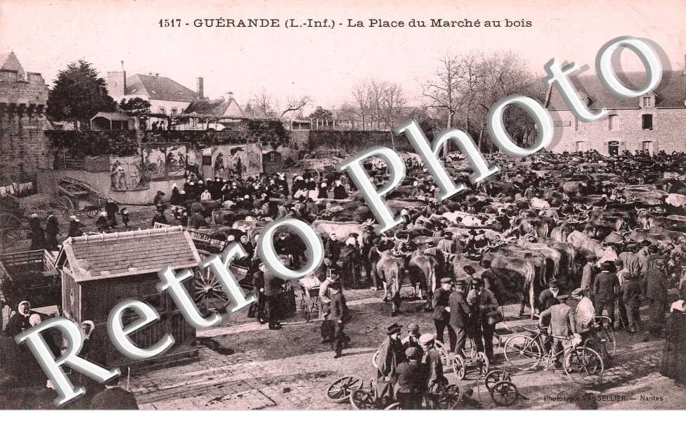 la place du marche au bois