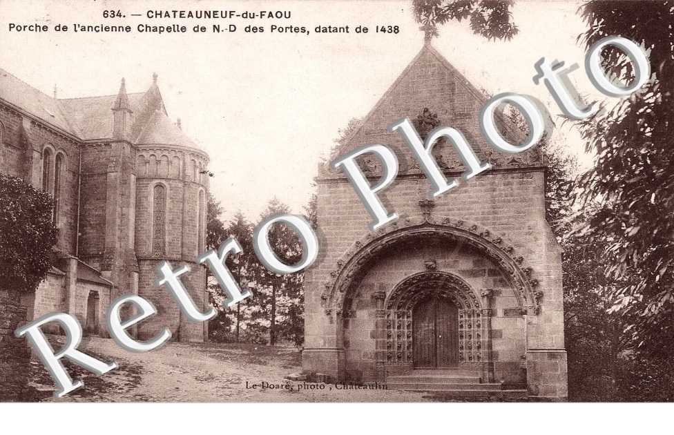 Porche de l&#039;ancienne chapelle de Notre-Dame des portes