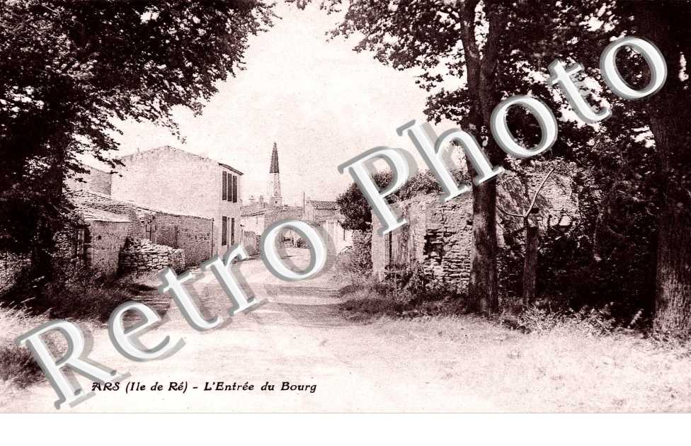 l&#039;entree du bourg