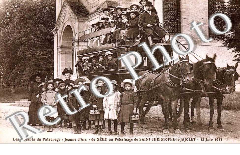 les enfants du patronage Jeanne d&#039;Arc de Seez au pelerinage