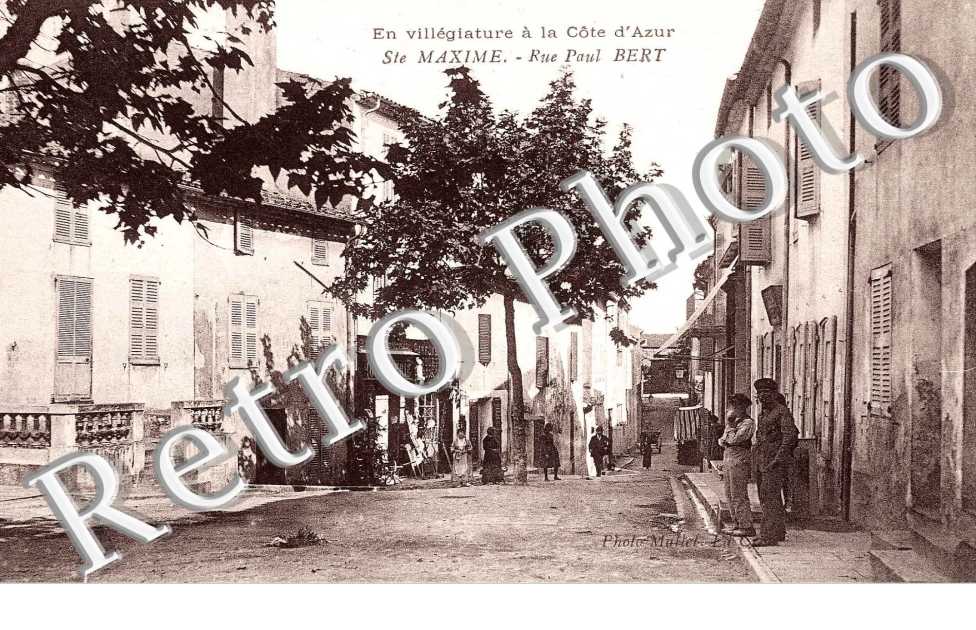 En villegiature a la Cote d&#039;Azur - rue Paul Bert