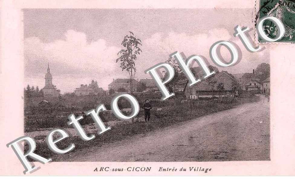 ENTREE DU VILLAGE