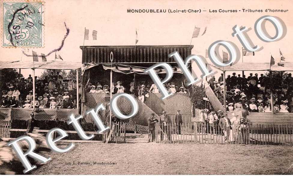 les courses - tribunes d'honneur- hippisme