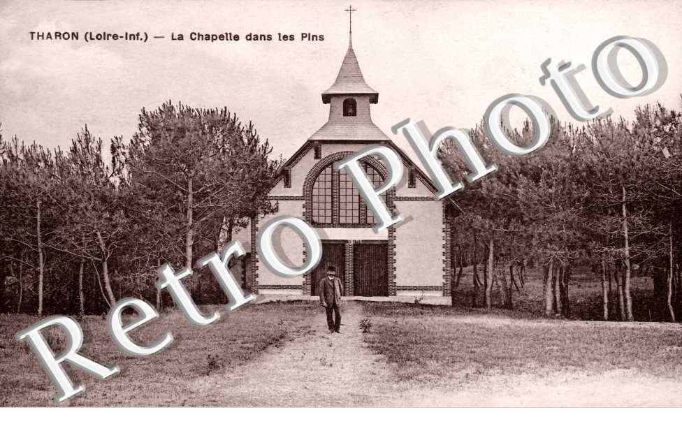 Tharon Plages -  la chapelle dans les pins