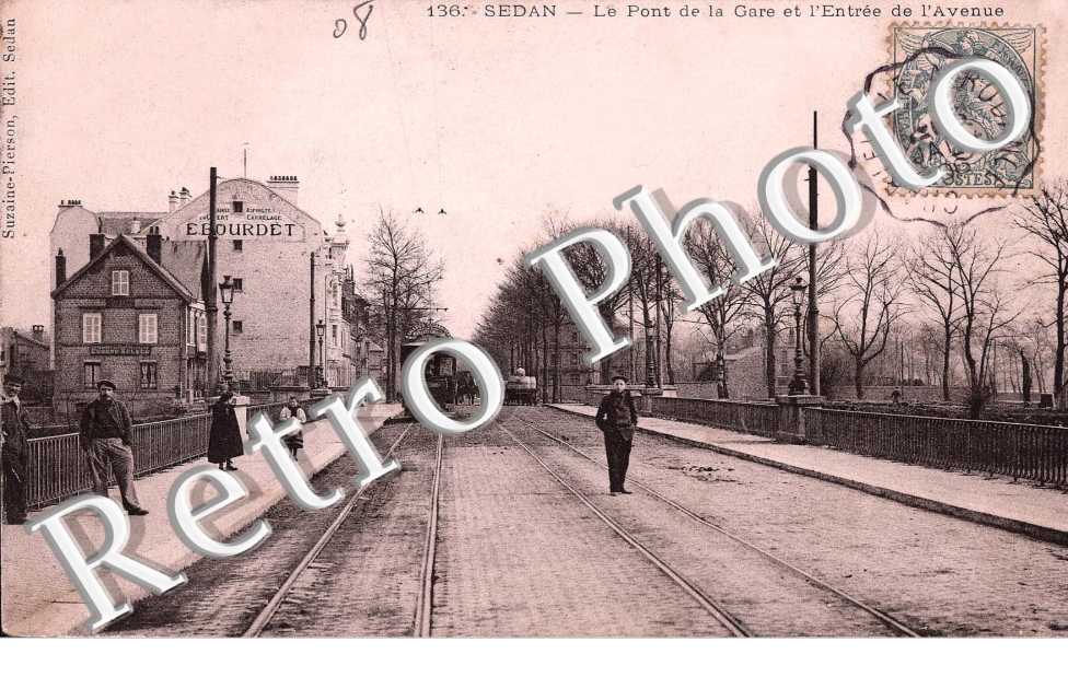Le Pont de la Gare et l&#039;Entree de l&#039;Avenue