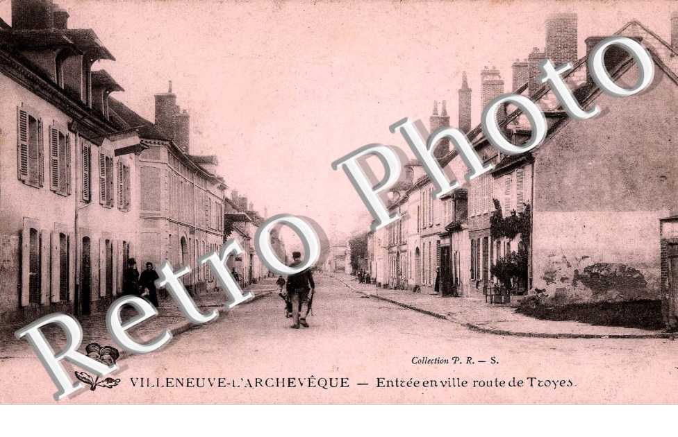 Entree en ville route de Troyes
