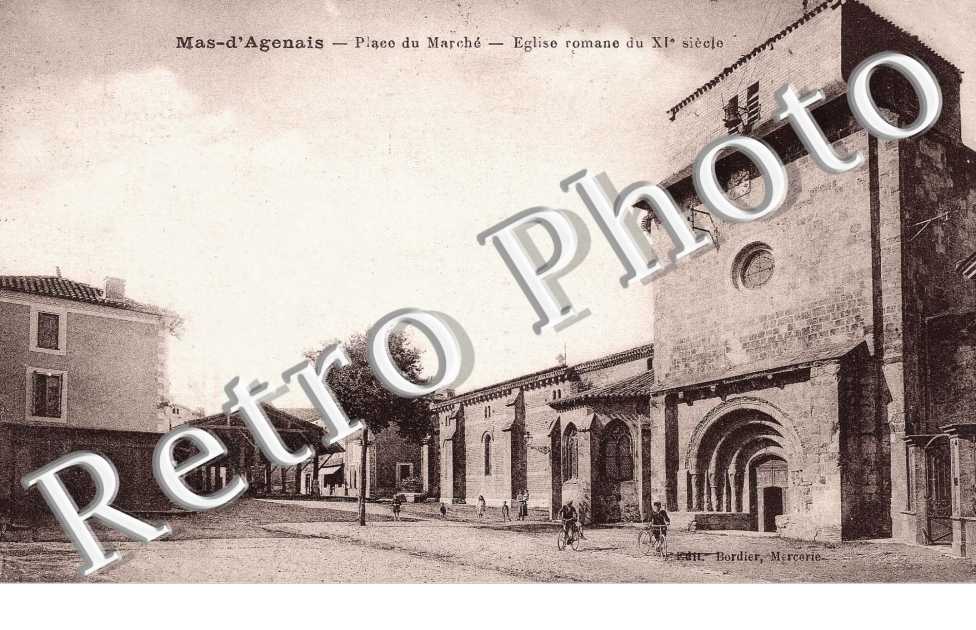 Place du Marche, Eglise Romane