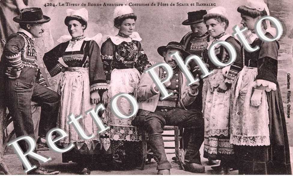 le tireur de bonne aventure Costumes de fetes de Scaer et Bannalec (VOYANCE)