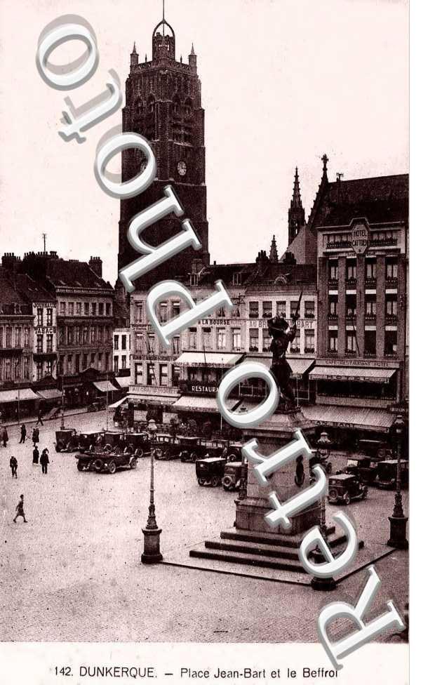 place Jean Bart et le Beffroi