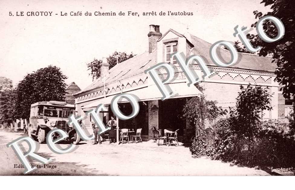 le cafe du chemin de fer, arret de l&#039;autobus