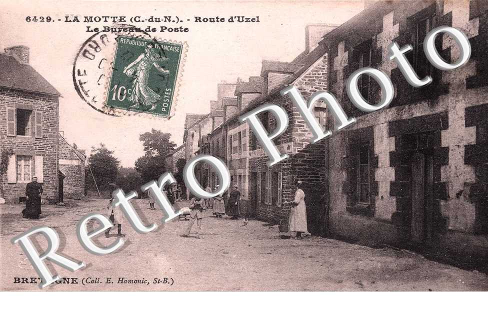 Route d&#039;Uzel - bureau de poste