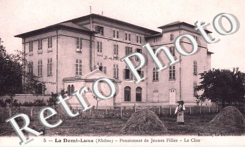 Pensionnat de jeunes filles - Le clos