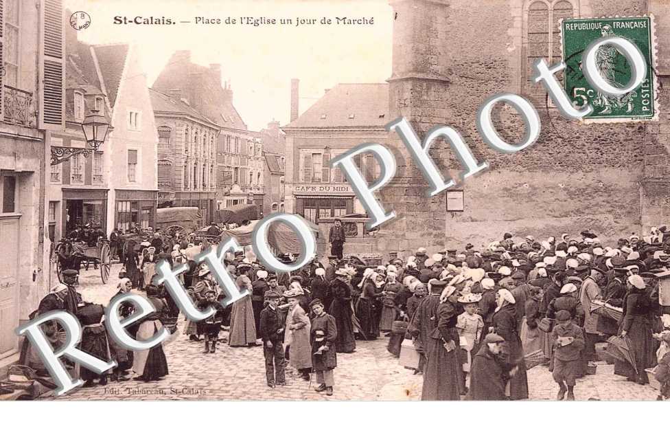 place de l&#039;eglise un jour de marche