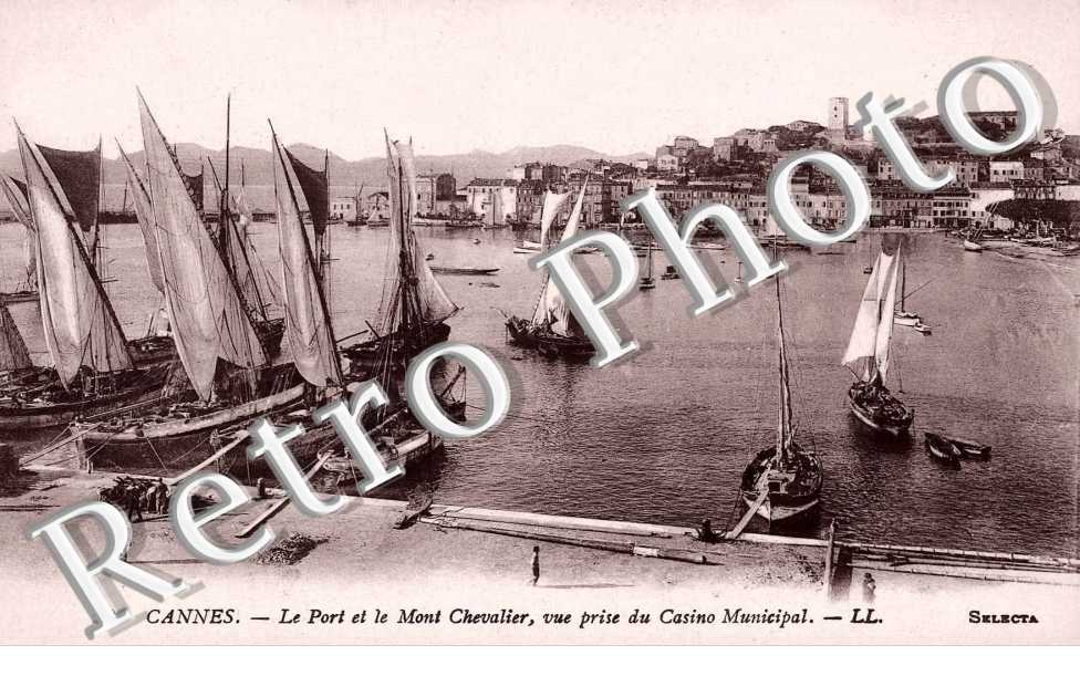 le port et le Mont Chevalier