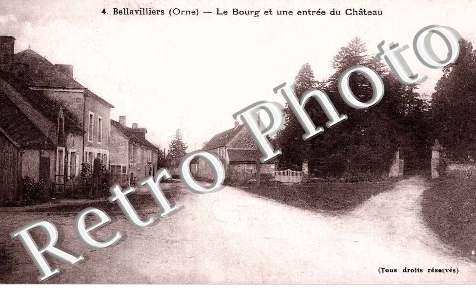 LE BOURG ET L&#039;ENTREE DU CHATEAU
