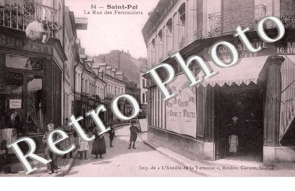 LA RUE DES FERRONNIERS
