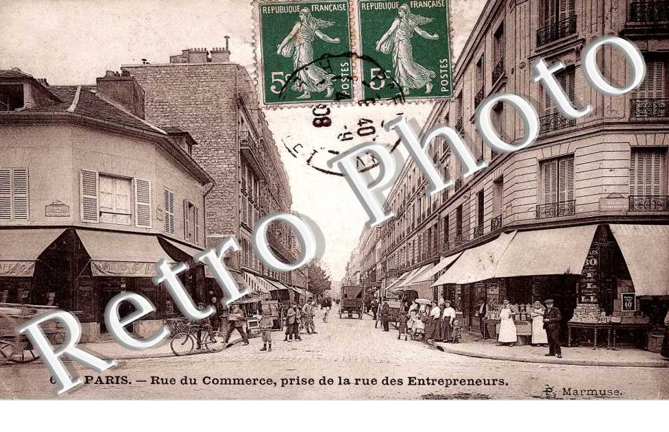Rue du Commerce prise de la rue des Entrepreneurs