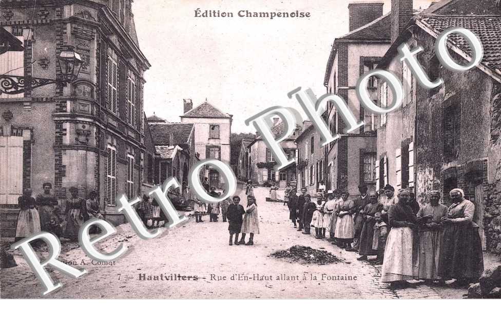 Rue d'en haut allant a la fontaine