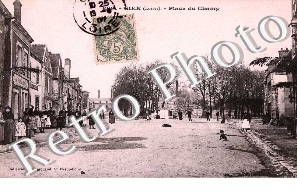 PLACE DU CHAMPS