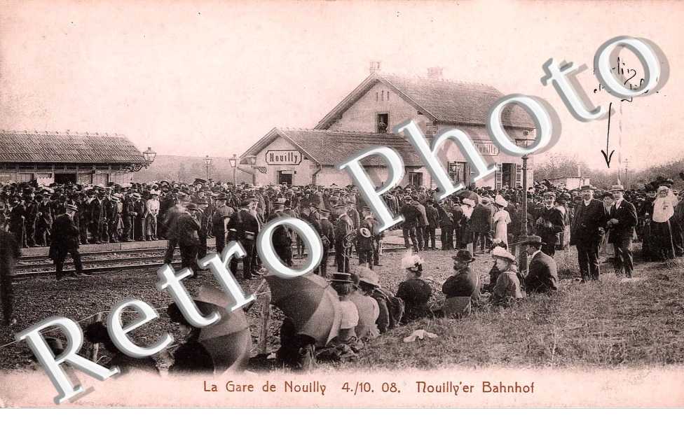 LA GARE DE NOUILLY 4.10. 08. " HURLIN ET SON FILS "