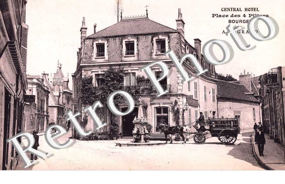 place des Quatre pilliers Central Hotel