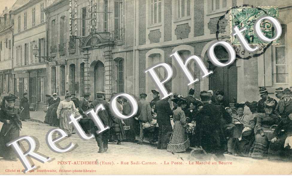 Rue Sadi Carnot, la poste, le marche au beurre