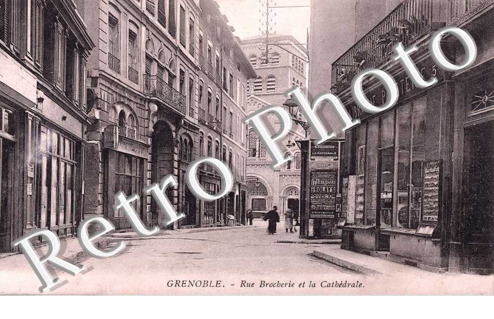 RUE BROCHERIE et la cathedrale