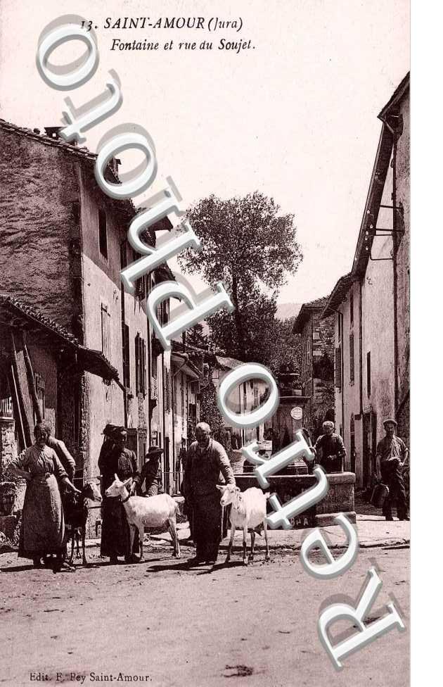 fontaine et rue de soujet