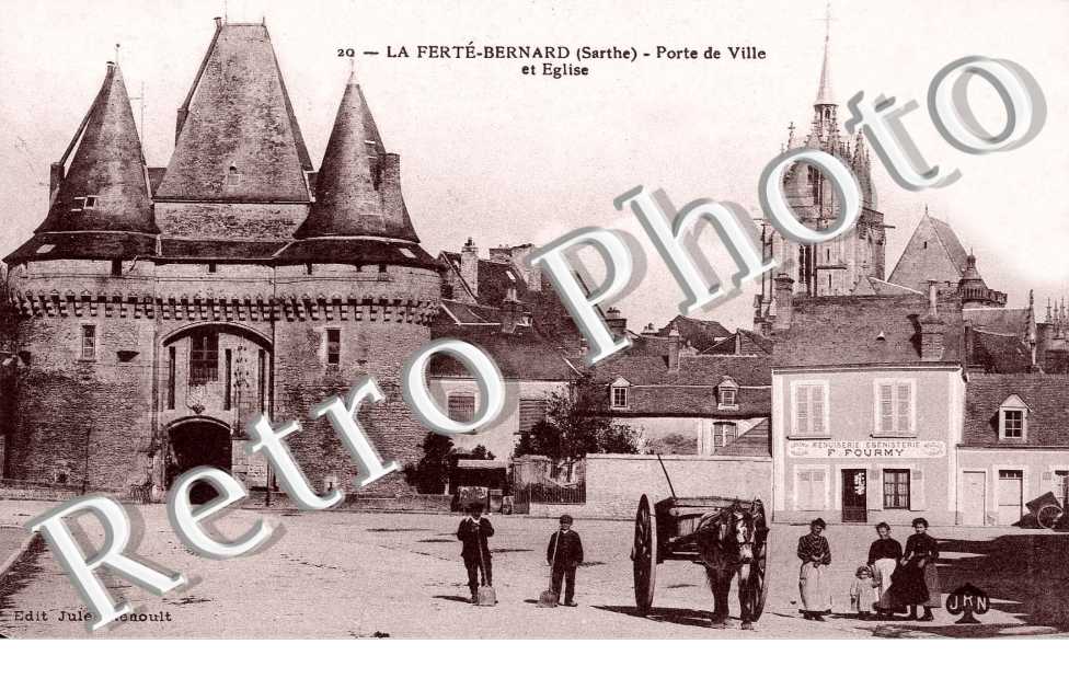PORTE DE VILLE
