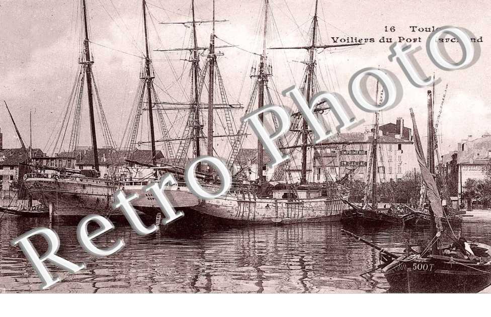 Voiliers du Port Marchand