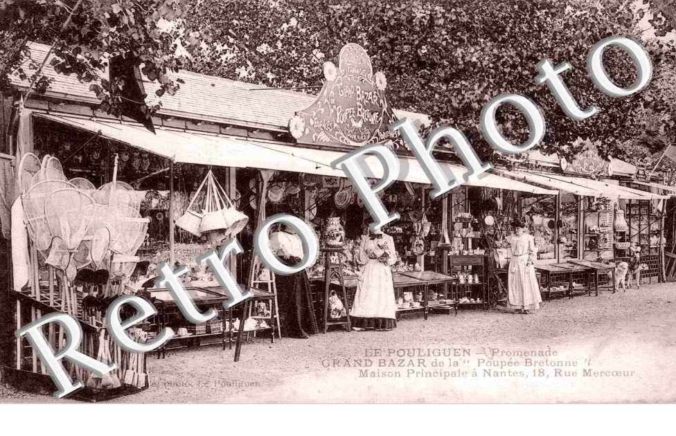 Promenade - Grand Bazar de la "poupée Bretonne"